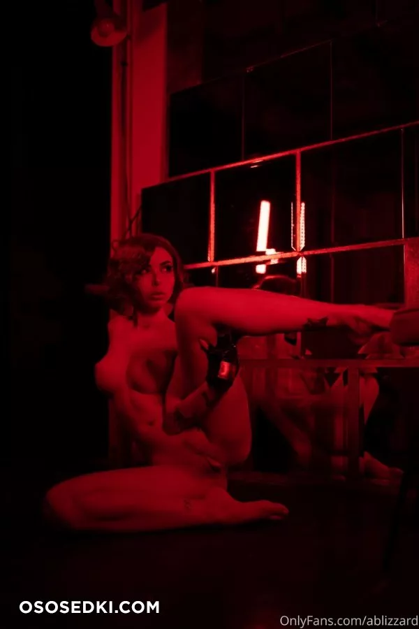 AmandaWelp - Black Widow - 31