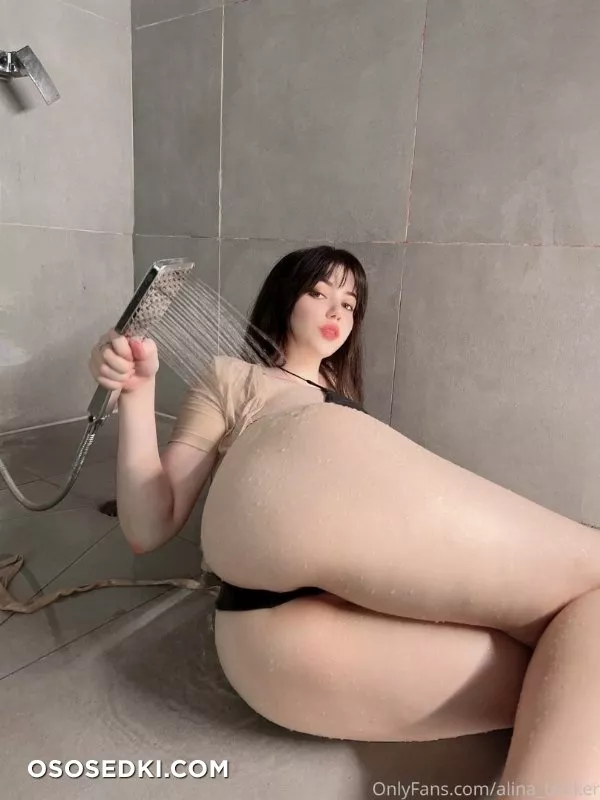 Alina Becker - Shower - 35