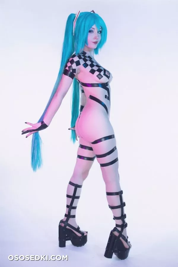 Shiro Kitsune - Hatsune Miku - 39