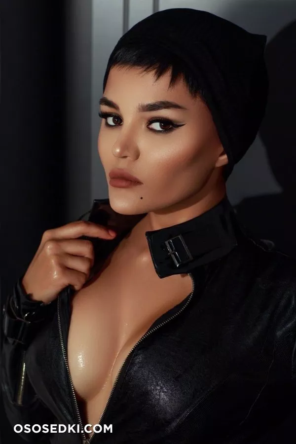 Kalinka Fox - Catwoman - 42
