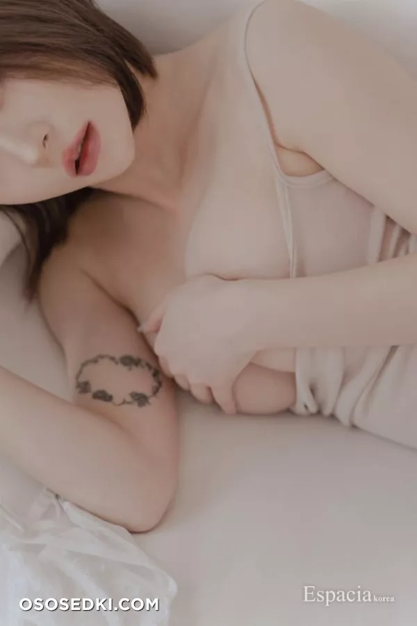 Rahee - 44