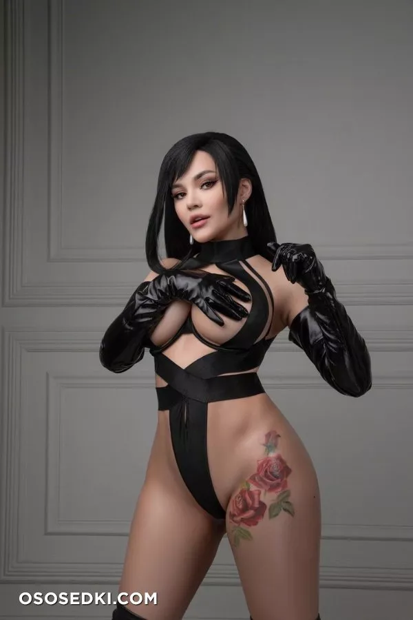 Kalinka fox - Strapped Tifa Lockhart - 25