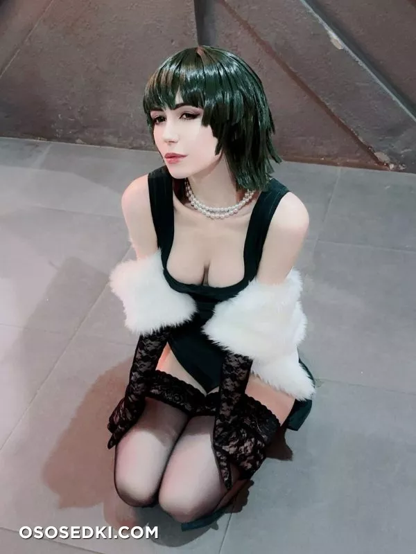 Miakanayuri & Donnami - One Punch man - 19