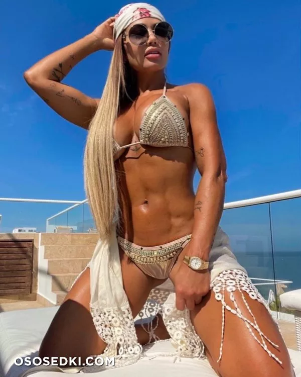 Sandra Arcila - 98