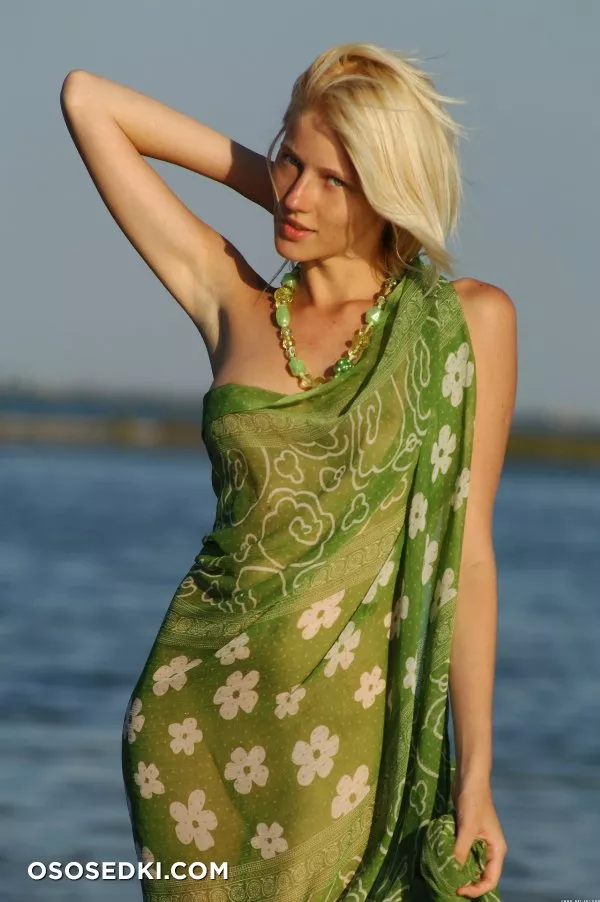 Mila  - Dehors   (Ukraine) - 14
