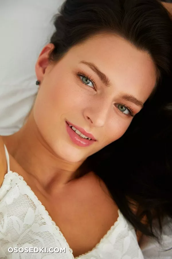 Lee Anne - Errine - 25