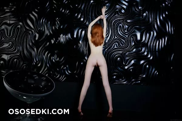 Bella Milano - Dark Room - 102