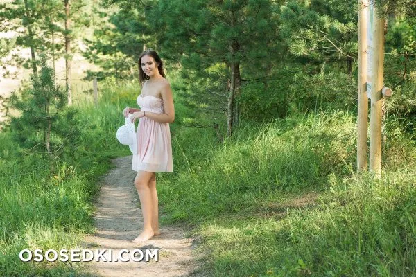 Oxana Chic - Presenting Oxana Chic - 1