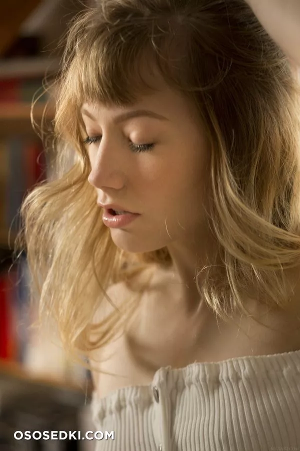 Ivy Wolfe - Dinca - 7