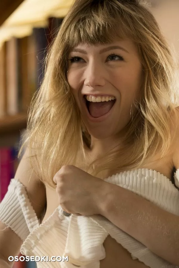 Ivy Wolfe - Dinca - 13