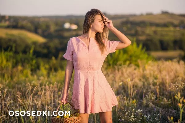 Zelda B - Nature's View - 2