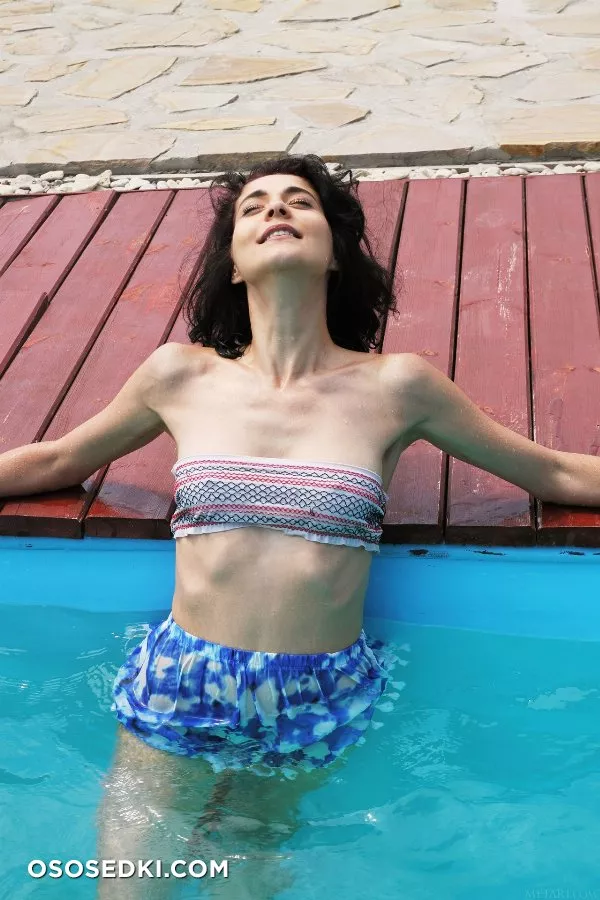 Callista B - Hot & Wet - 6