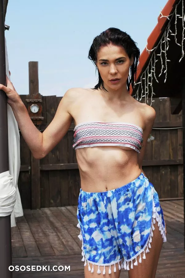 Callista B - Hot & Wet - 27