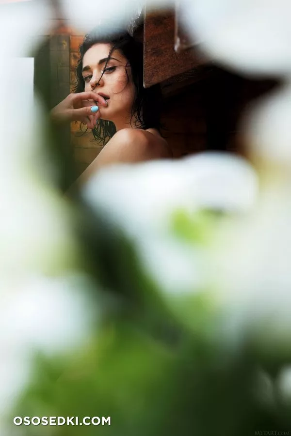 Callista B - Hot & Wet - 75