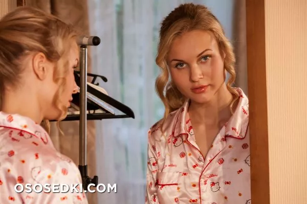 Caroline Abel - Silk Pj's - 9