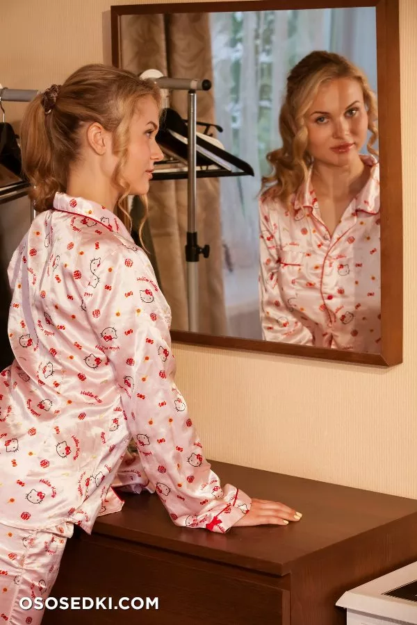 Caroline Abel - Silk Pj's - 13