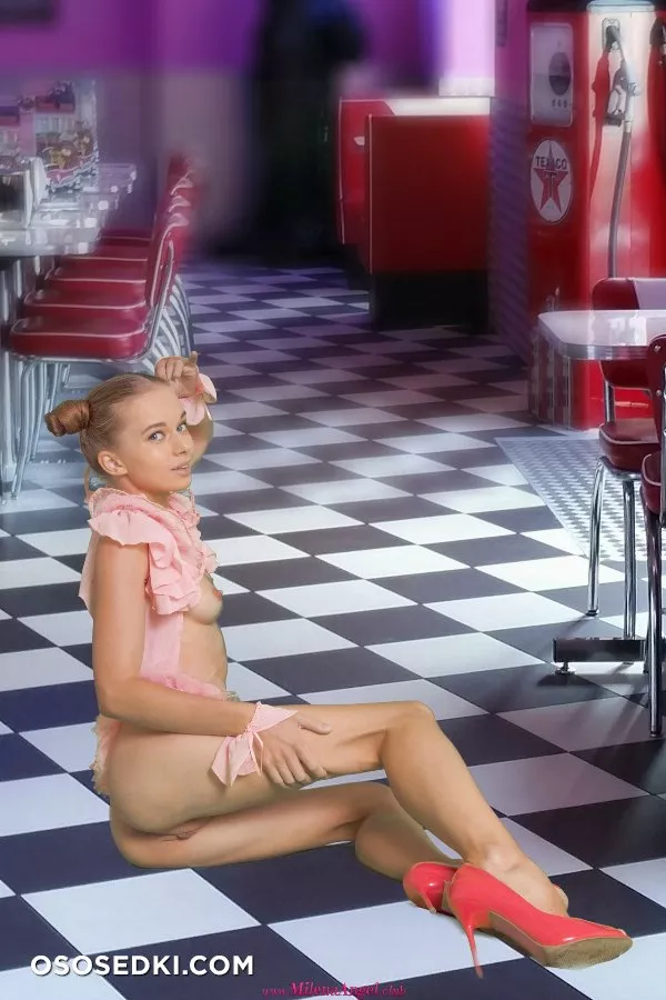 Milena  A - Retro Cafe (2021) - 27
