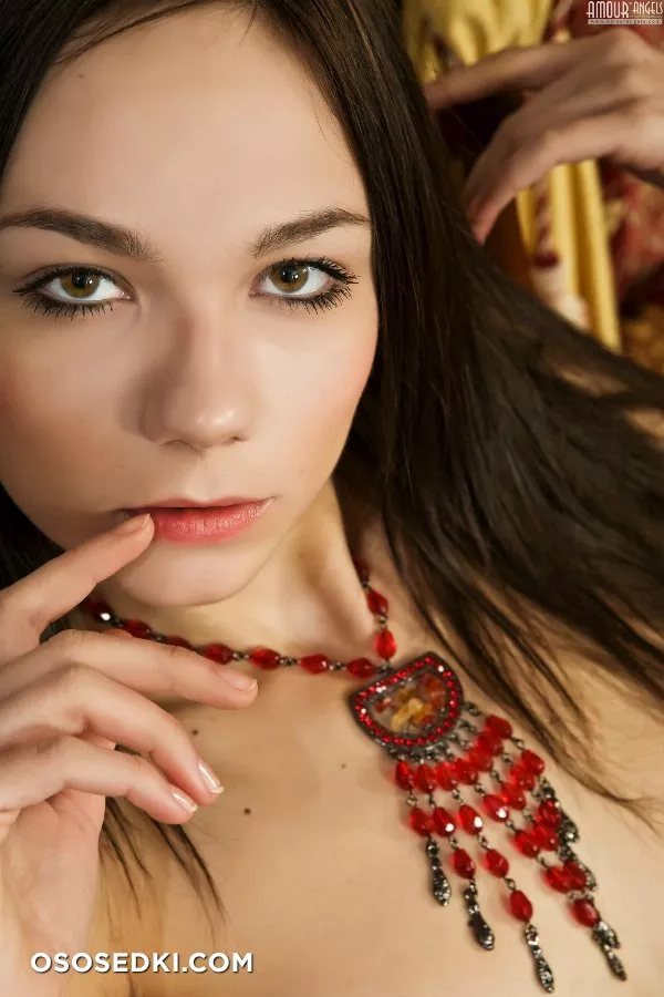 Karina - Capricei  (2010) - 46