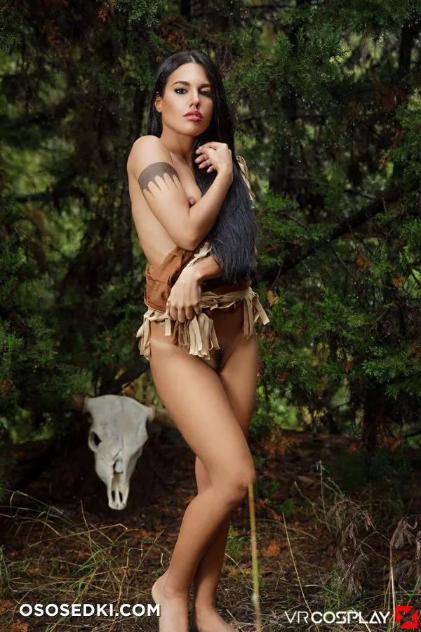 Apolonia Lapiedra | Disney | Pocahontas - 8