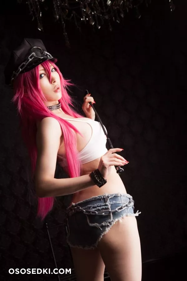 Usagi | Street Fighter | Poison - 24