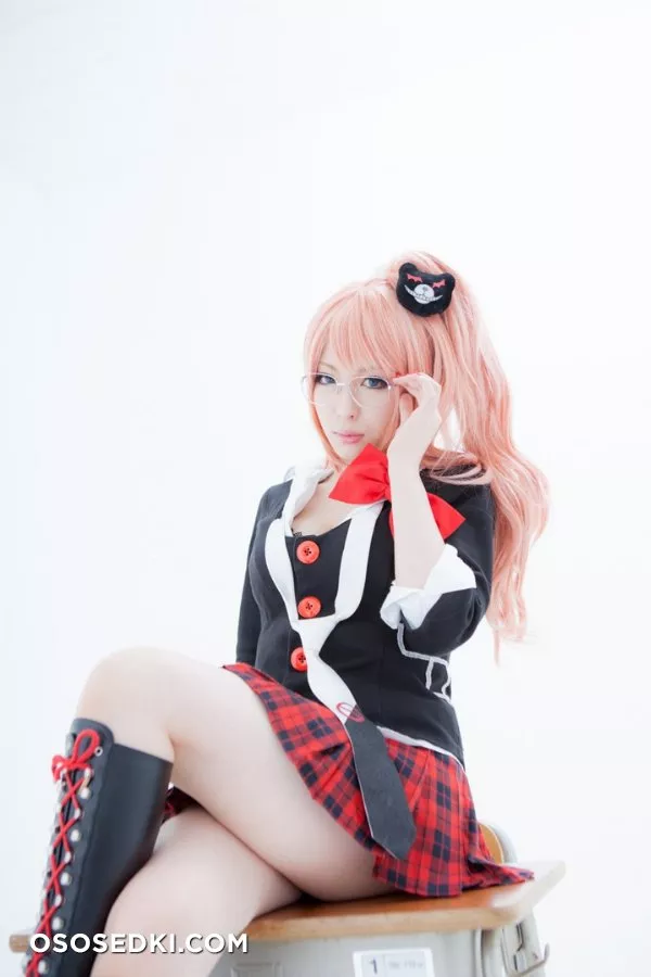 Usagi | Danganronpa | Junko Enoshima - 11