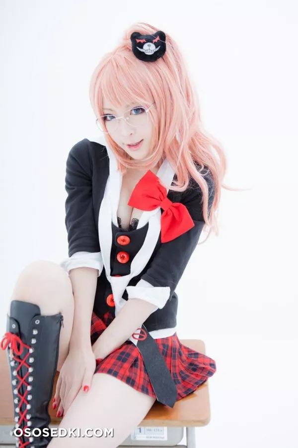 Usagi | Danganronpa | Junko Enoshima - 13