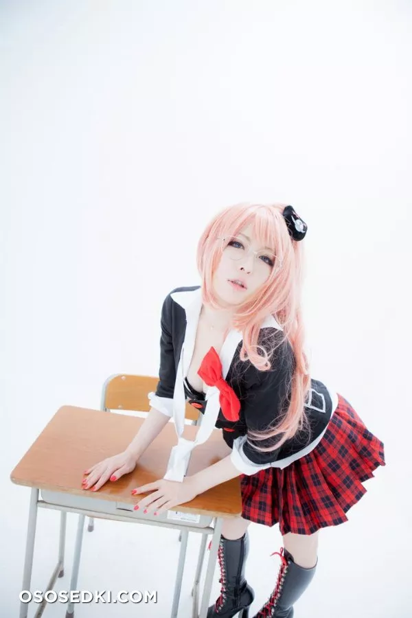 Usagi | Danganronpa | Junko Enoshima - 15