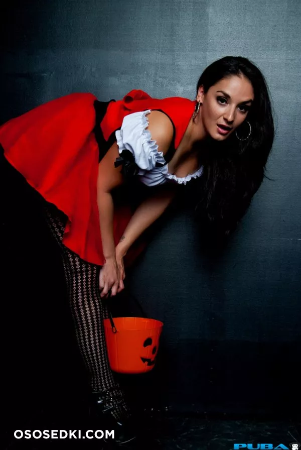 Sheena Ryder | Little Red Riding Hood - 7