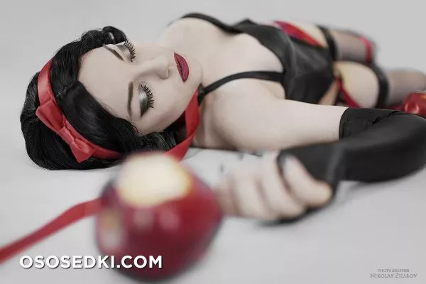 Zoe Volf | Snow White - 10