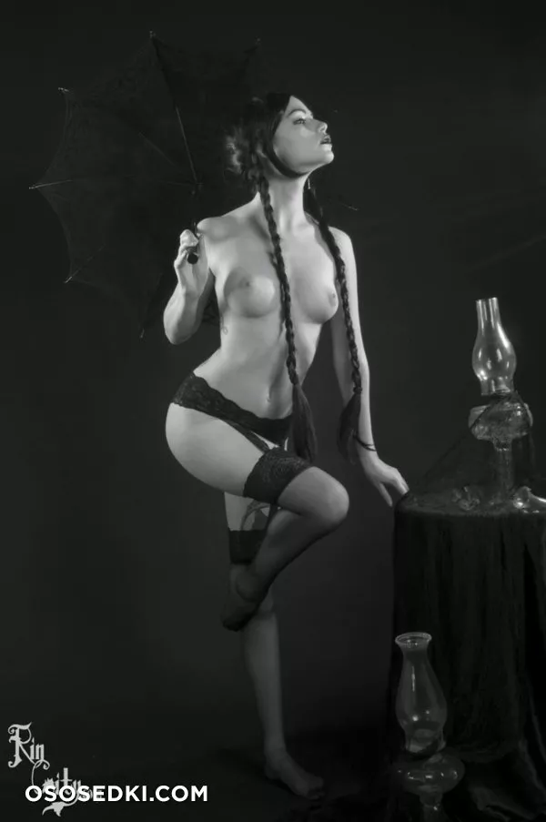 Rin (Katrina Wilkinson) | The Addams Family | Wednesday Addams - 29