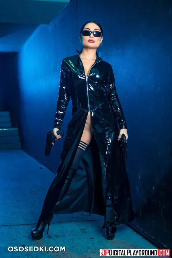 Rina Ellis | The Matrix | Trinity - 1