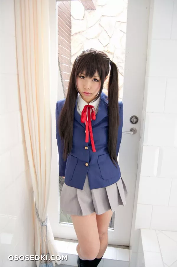- | K-On! | Azusa Nakano - 1