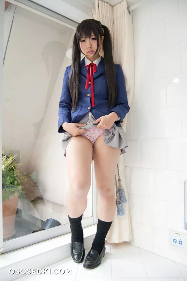 - | K-On! | Azusa Nakano - 12