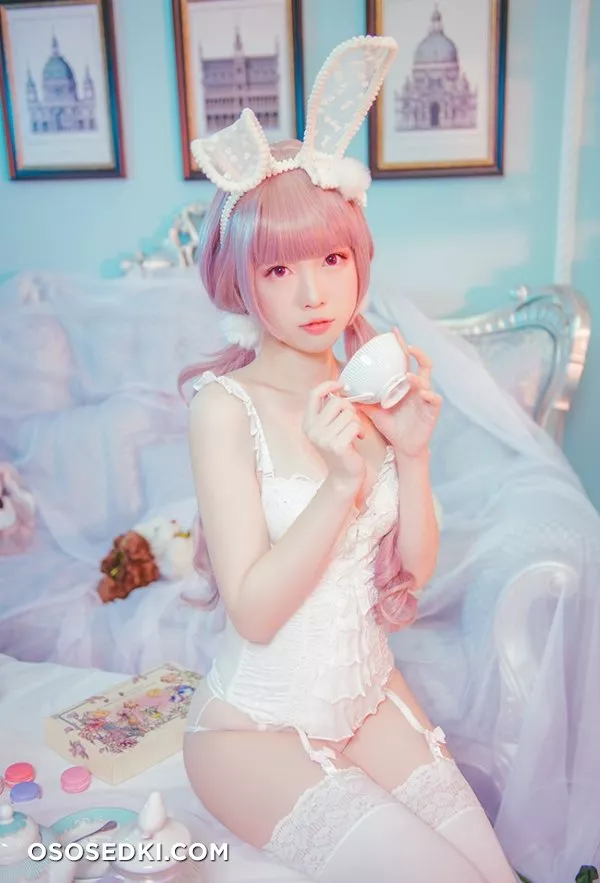 Little Demon (妖少) | Bunny Girl - 12