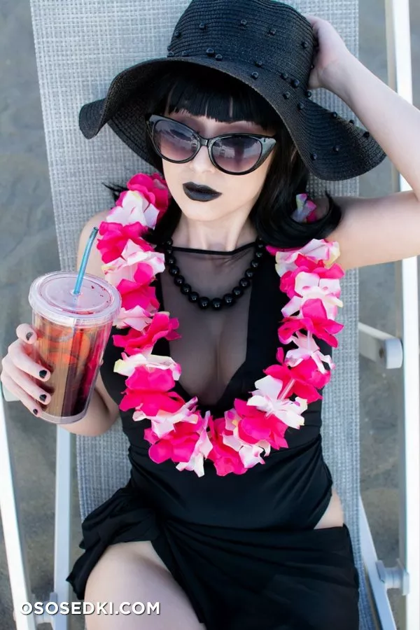 Giada Robin | Hotel Transylvania | Mavis - 1