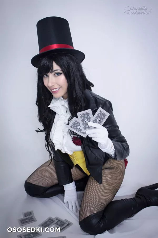 Danielle Vedovelli | DC Comics | Zatanna - 18