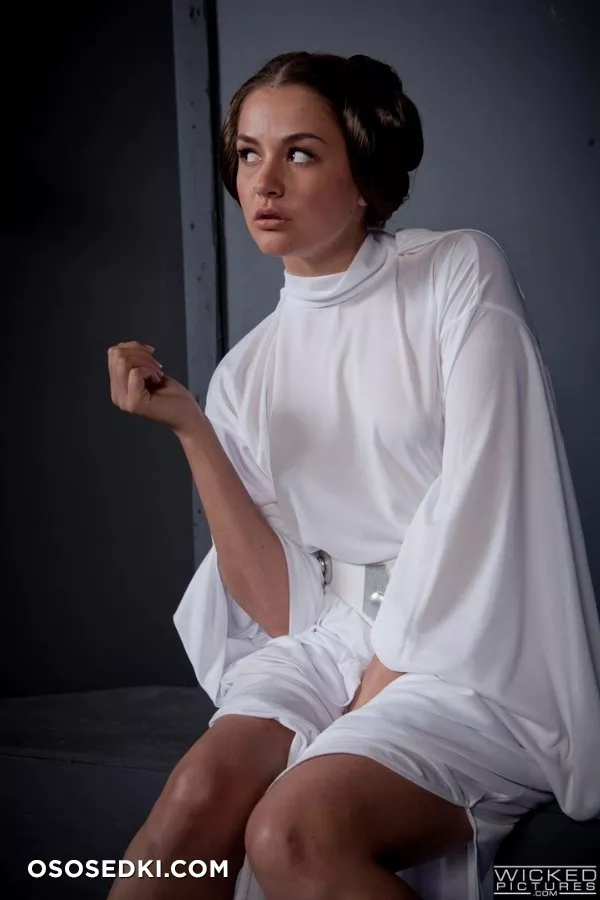 Allie Haze | Star Wars | Princess Leia - 8