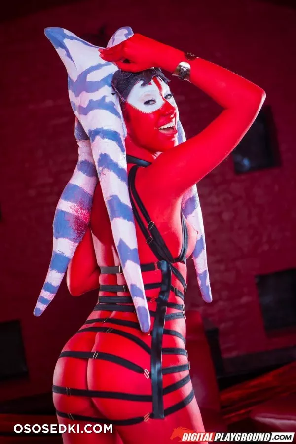 Aria Alexander, Eva Lovia | Star Wars | Togruta, Twi'leks - 17