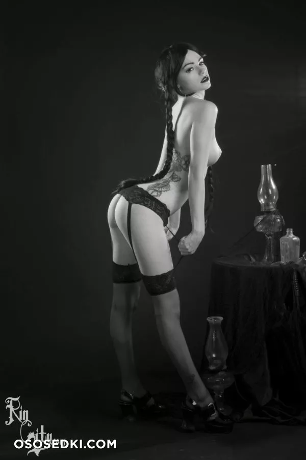 Rin (Katrina Wilkinson) | The Addams Family | Wednesday Addams - 28