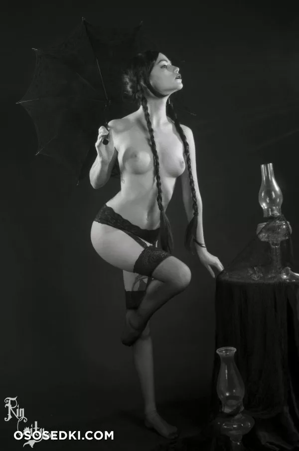 Rin (Katrina Wilkinson) | The Addams Family | Wednesday Addams - 34