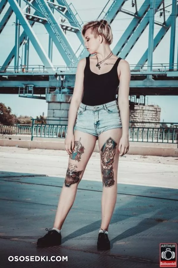 Zombie Girl - 18