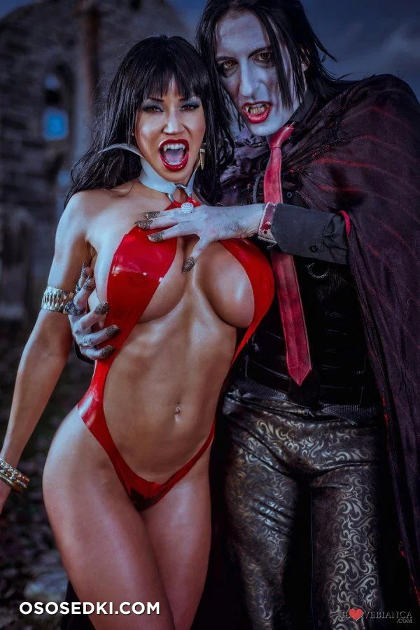 Bianca Beauchamp - 13