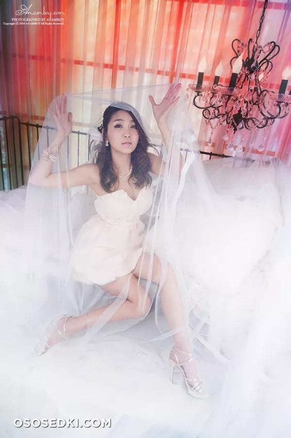 Bang Eun Young - 68