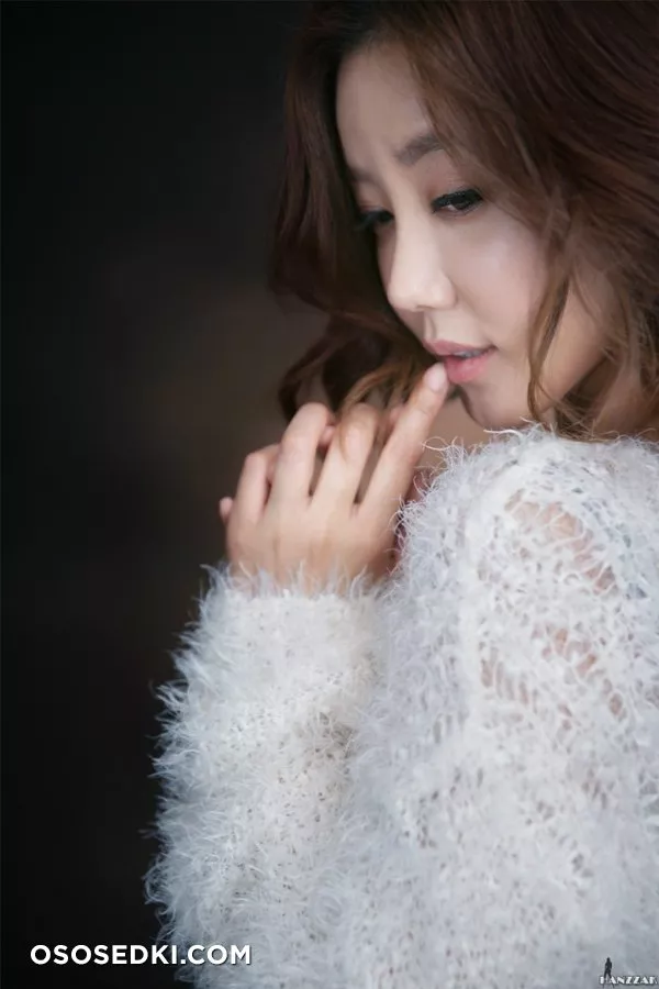 Yoo Ha Na - 22
