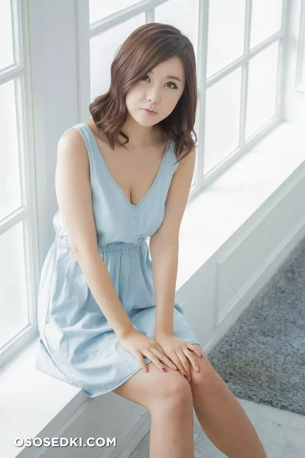 Ryu Ji Hye - 27