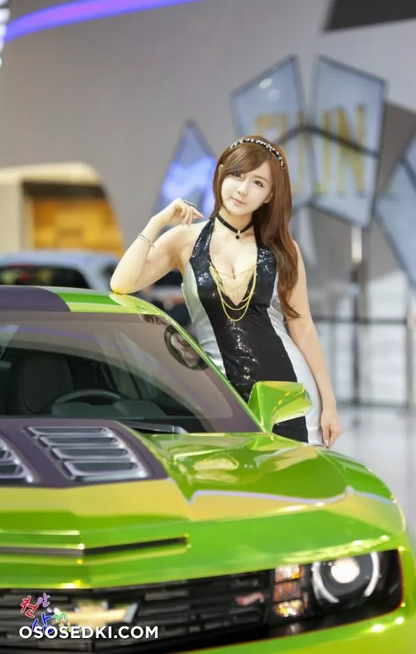 Ryu Ji Hye - 78