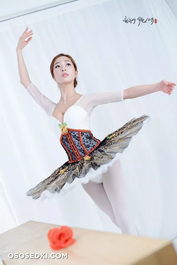Jung Jung Ah - 49