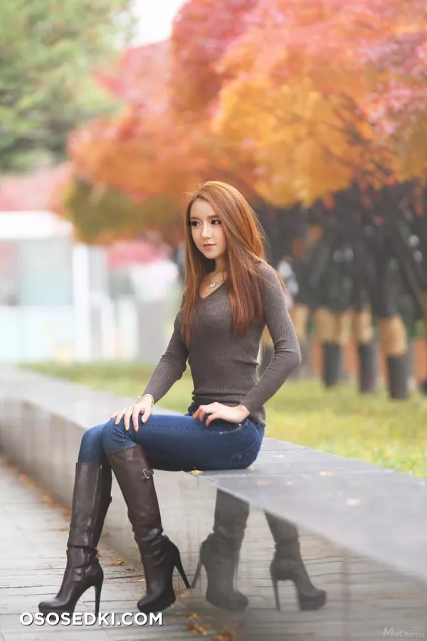 Lee Yeon Yoon - 58