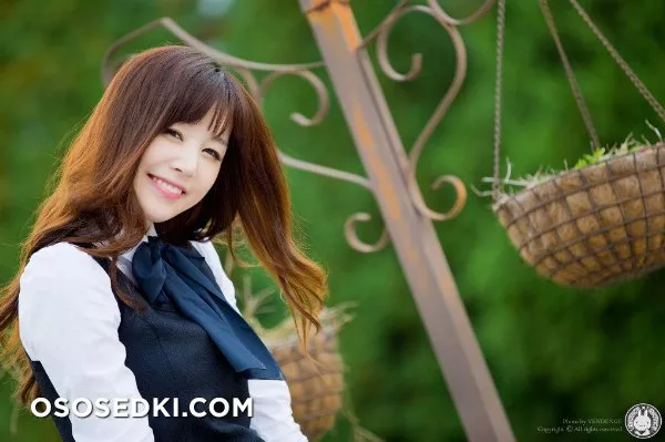 Hong Ji Yeon - 30