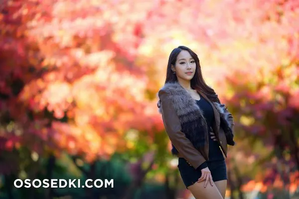 Eun Ji Ye - 40